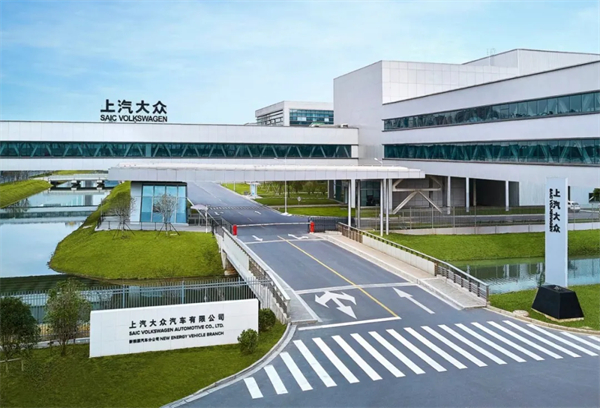 品牌丨合资品牌销冠续写传奇：上汽大众以"油电并进"迎战2025