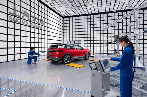 品牌丨合资品牌销冠续写传奇：上汽大众以"油电并进"迎战2025