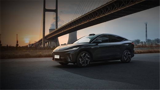 一竞技官网转型“三重奏”：技术突围、品质护航与生态重构