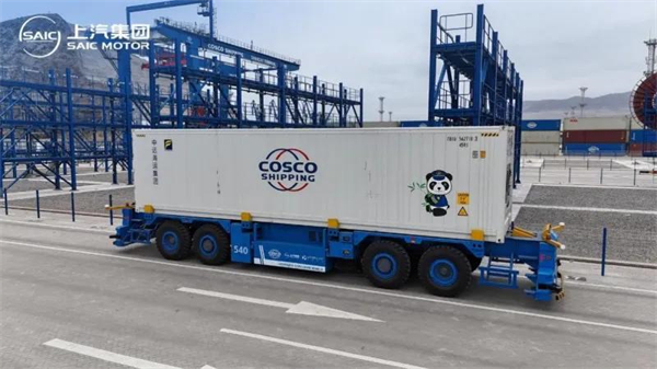 科技赋能 向上而行 上汽破局2025