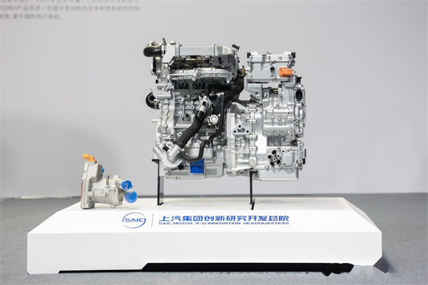 开放进取、持续突围，智能汽车时代上汽开始掌握主动权