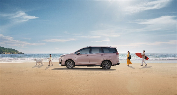 全球唯一10万级混动MPV——上汽大通 G50 混动上市，售价13.98万起