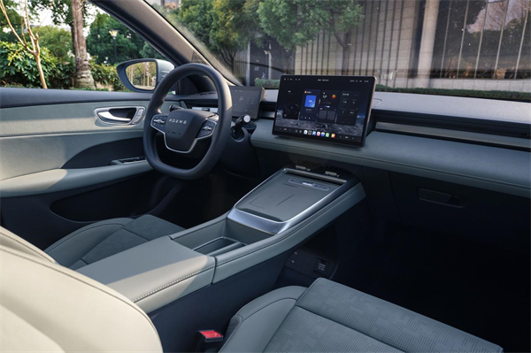 7.98万起！荣威纯电D6上市，A+级市场迎来“价值王者”